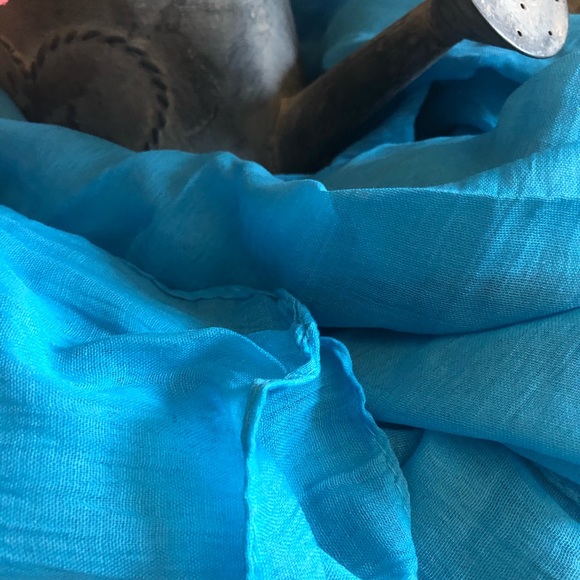 Ocean Blue Cotton Linen Blend Scarf - Picture 3 of 4